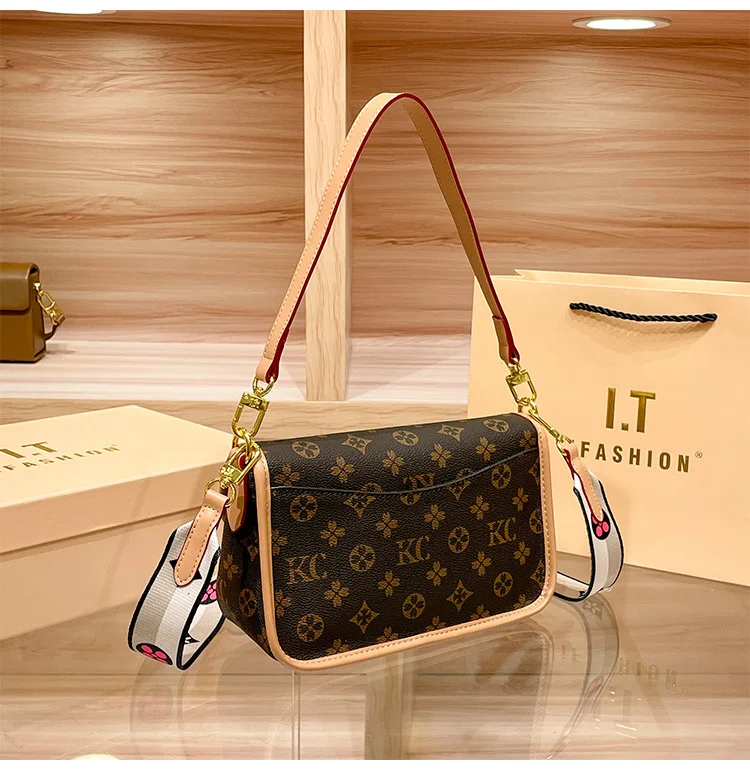 S7730dc797ec44e339bb2c463f1dfb624x.webp